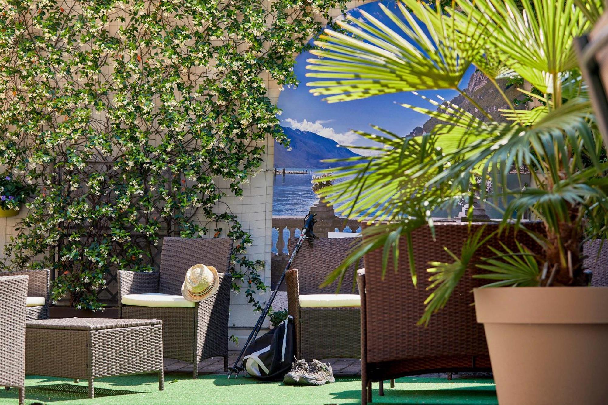 Bella Villa Apartments Riva del Garda Esterno foto