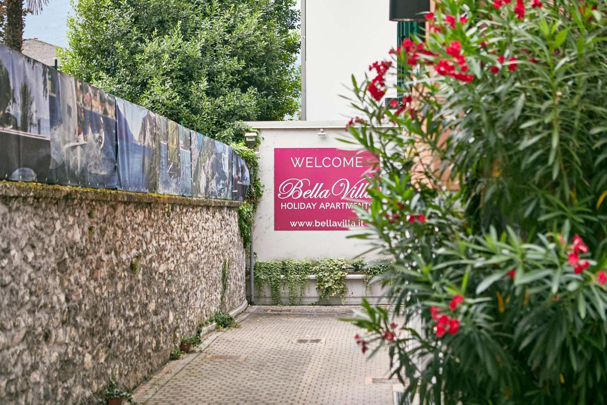 Bella Villa Apartments Riva del Garda Esterno foto